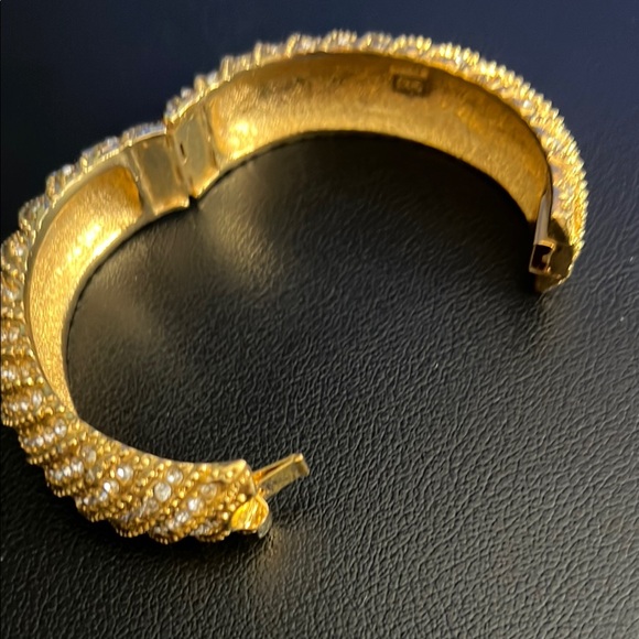 Joan Rivers - Picture 2 of 4